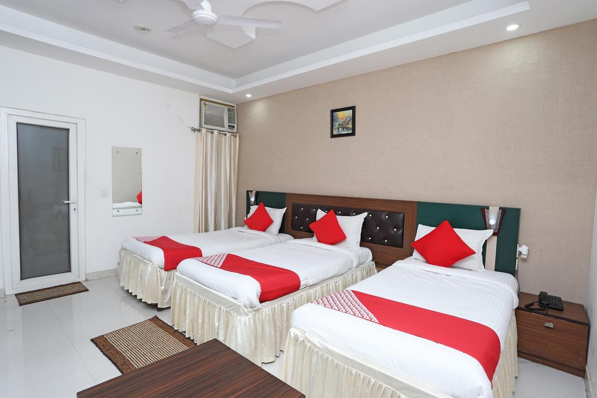 Super Capital O Levanti Near Aravali Biodiversity Park Гургаон Екстериор снимка