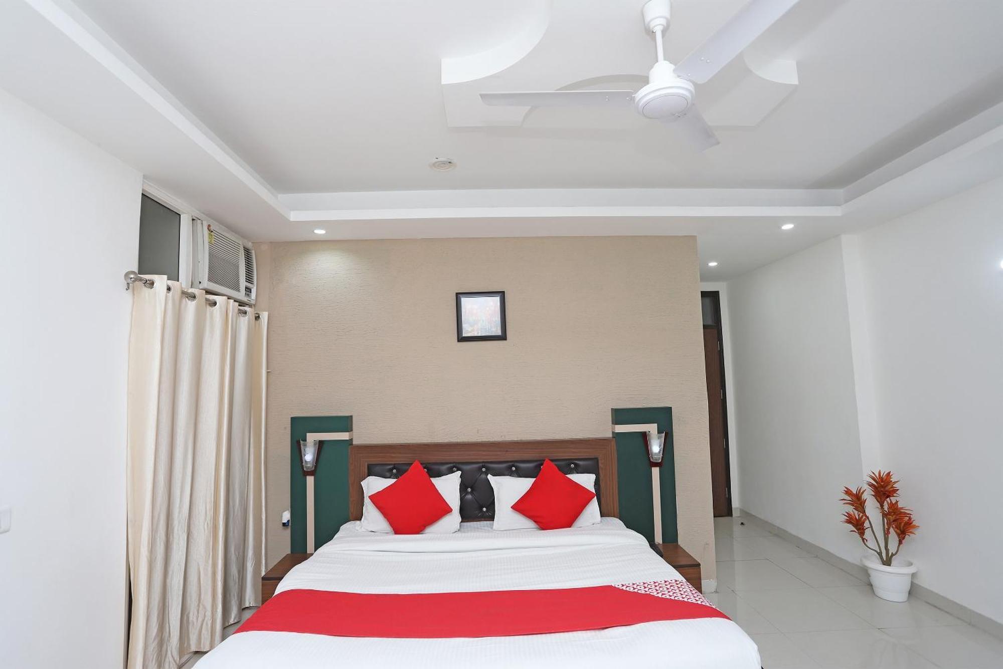 Super Capital O Levanti Near Aravali Biodiversity Park Гургаон Екстериор снимка