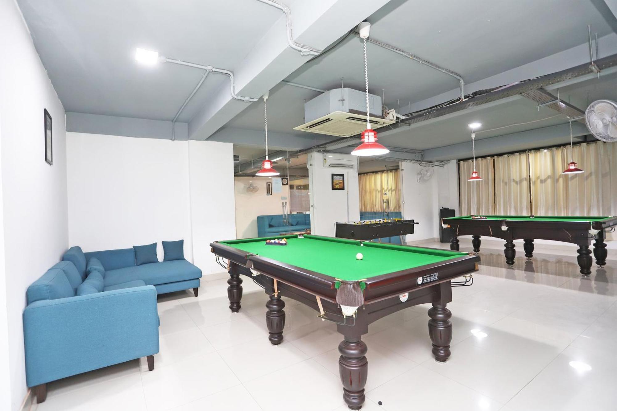 Super Capital O Levanti Near Aravali Biodiversity Park Гургаон Екстериор снимка